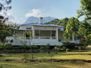 Byounique House